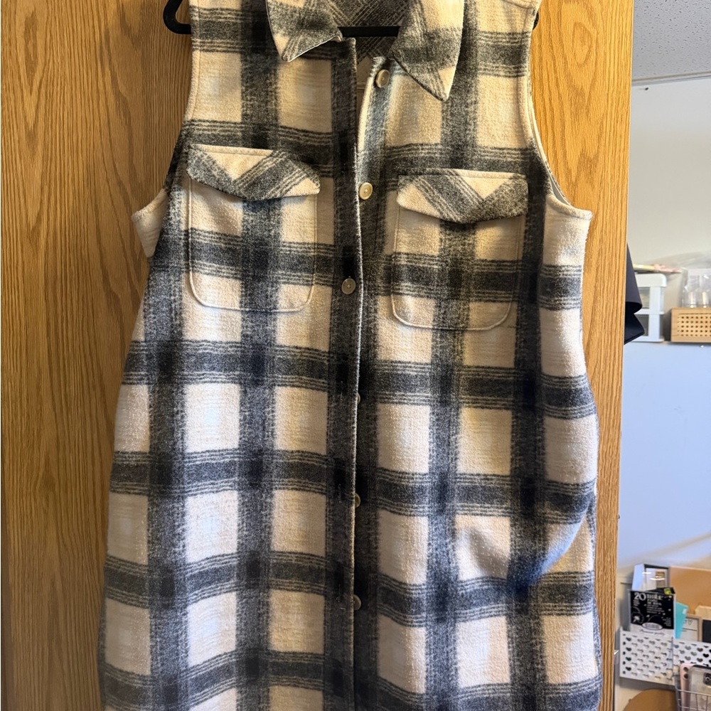 Ricki's Sleeveless Plaid Shirt Dress - Black and Cream